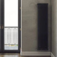 Стальной трубчатый радиатор Zehnder 2180 Charleston 4 секции боковое подкл.(черный матовый)